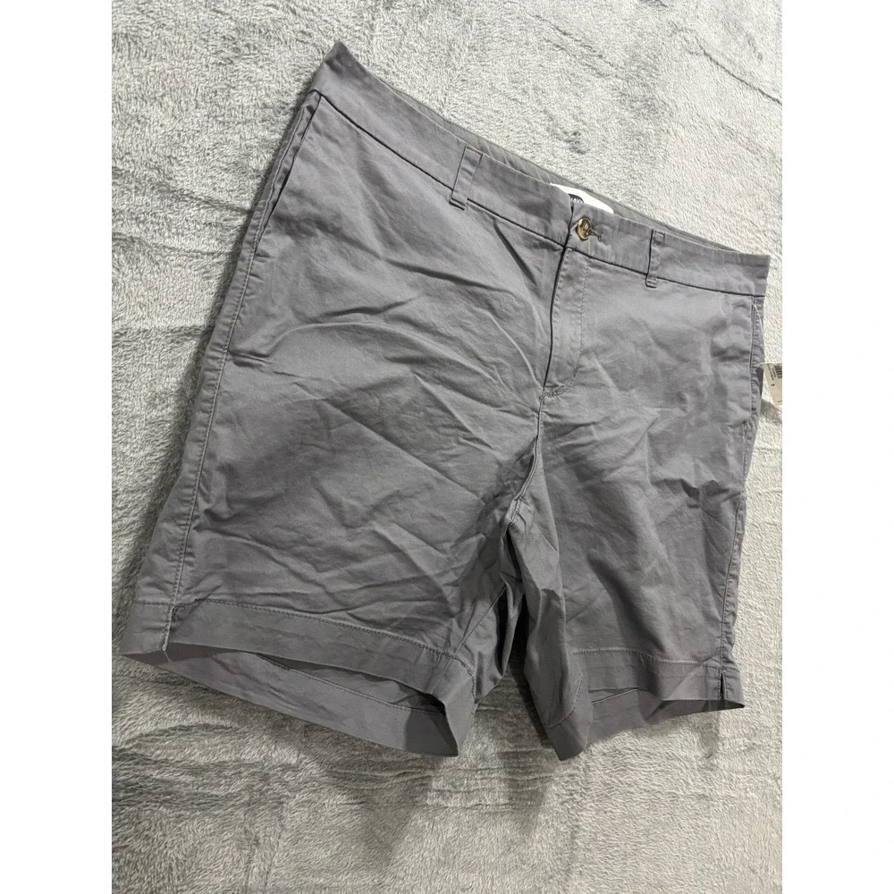 Old Navy 16 Gray Everyday Chino Shorts Womens NWT Coastal Casual‎ Summer Stretch
